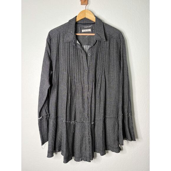 Free People Tops - Free People We The Free Brooks Pintuck Tunic in Charcoal Gray Distressed Size M
